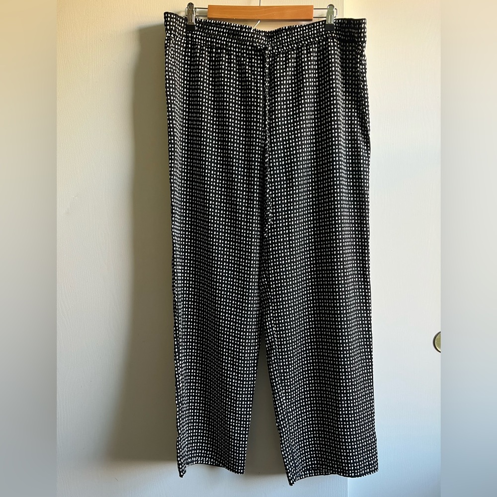 Wide leg pants